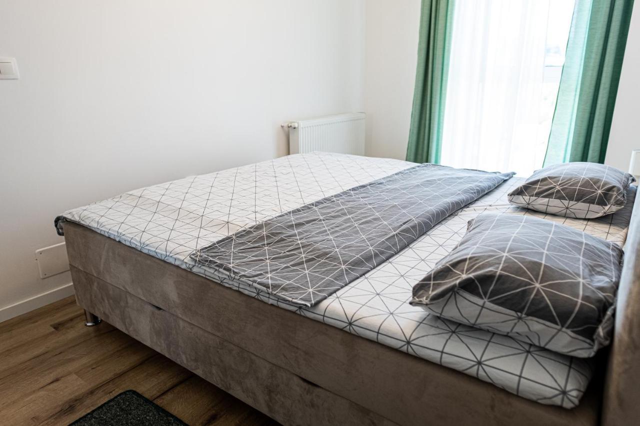 Majo Aparthotel Cluj-Napoca Buitenkant foto